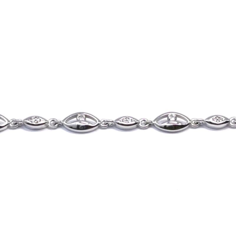 fantasy bracelet decorated with small stones in hallmarked, rhodium-plated 925 sterling silver – full front view – DRESCHER Jewellery®
