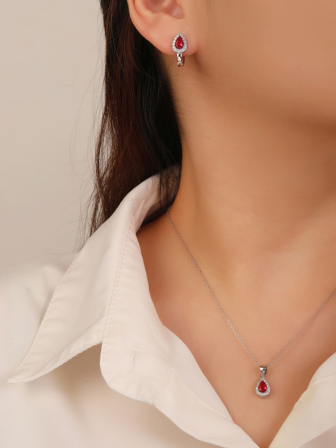 Drop shaped fuchsia red stone with white cubic zirconia stones (without chain) in hallmarked, rhodium-plated 925 sterling silver – dimensions view – DRESCHER Jewellery®
