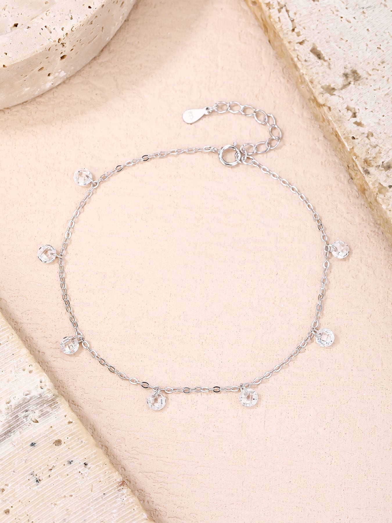 clear cubic zirconia stone bracelet in hallmarked, rhodium-plated 925 sterling silver – display view – DRESCHER Jewellery®