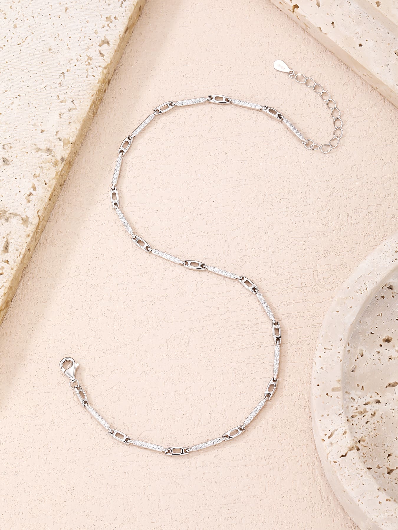 anklet with zirconia decoration in hallmarked, rhodium-plated 925 sterling silver – worn view – DRESCHER Jewellery®