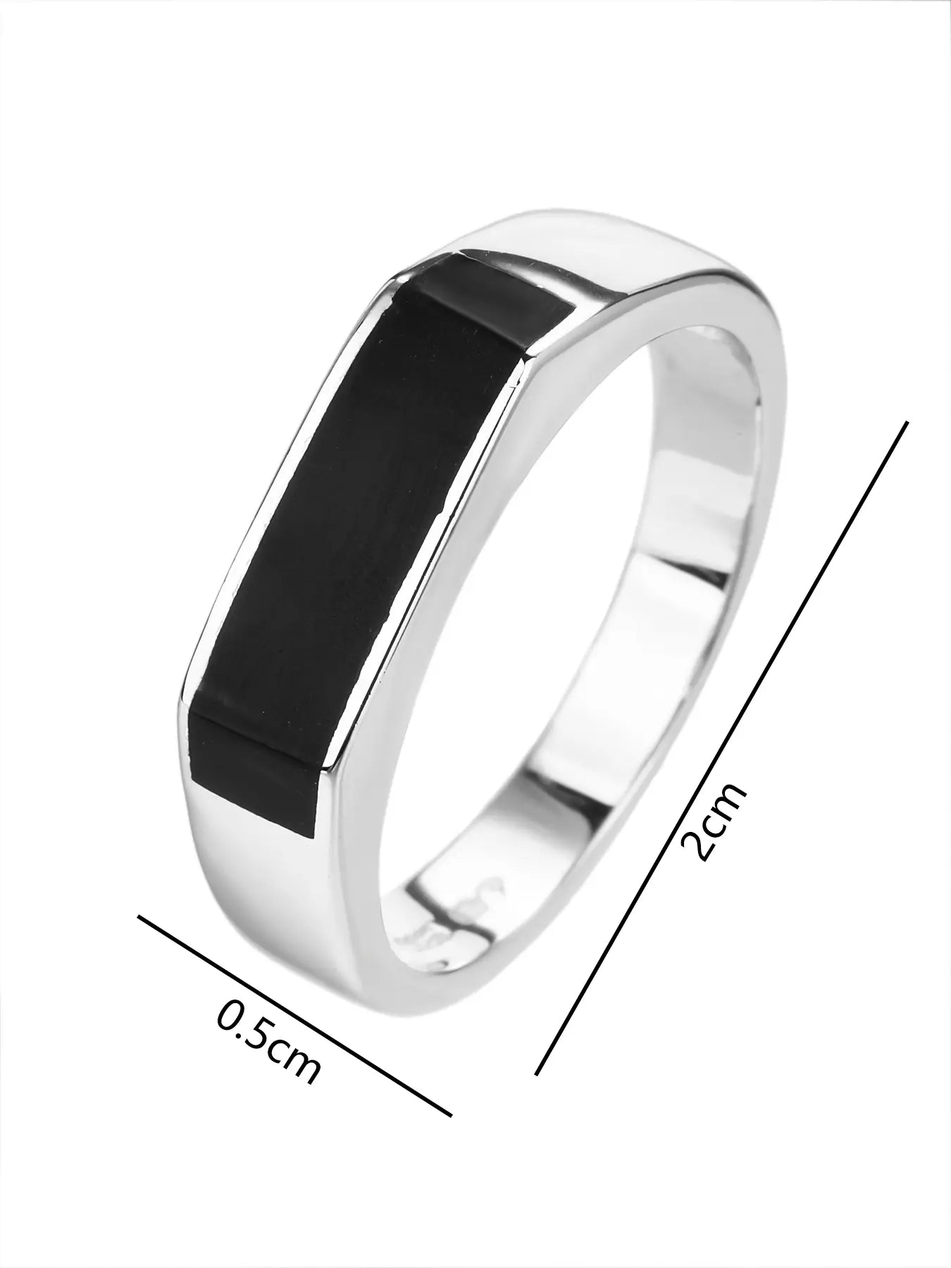 Silver men's ring with onyx inlay