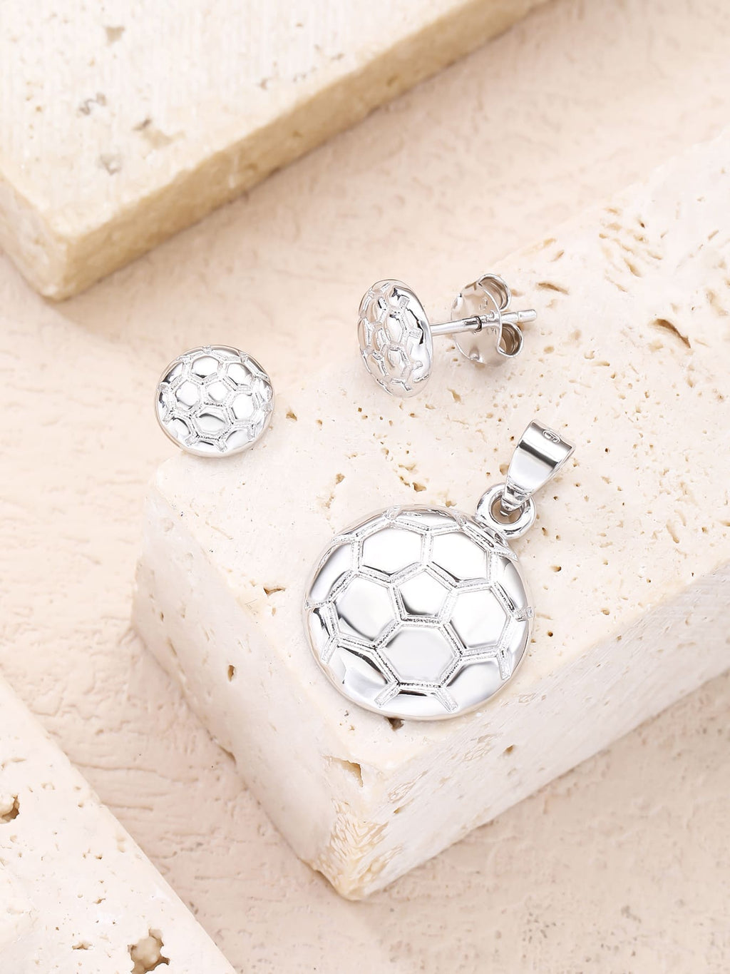 handball wedge set in hallmarked, rhodium-plated 925 sterling silver – display view – DRESCHER Jewellery®