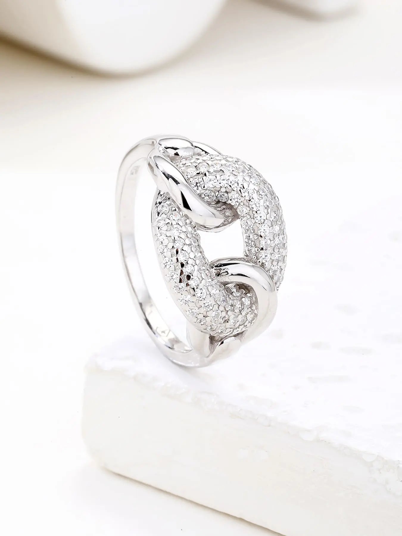 Silver link design ring with white cubic zirconia