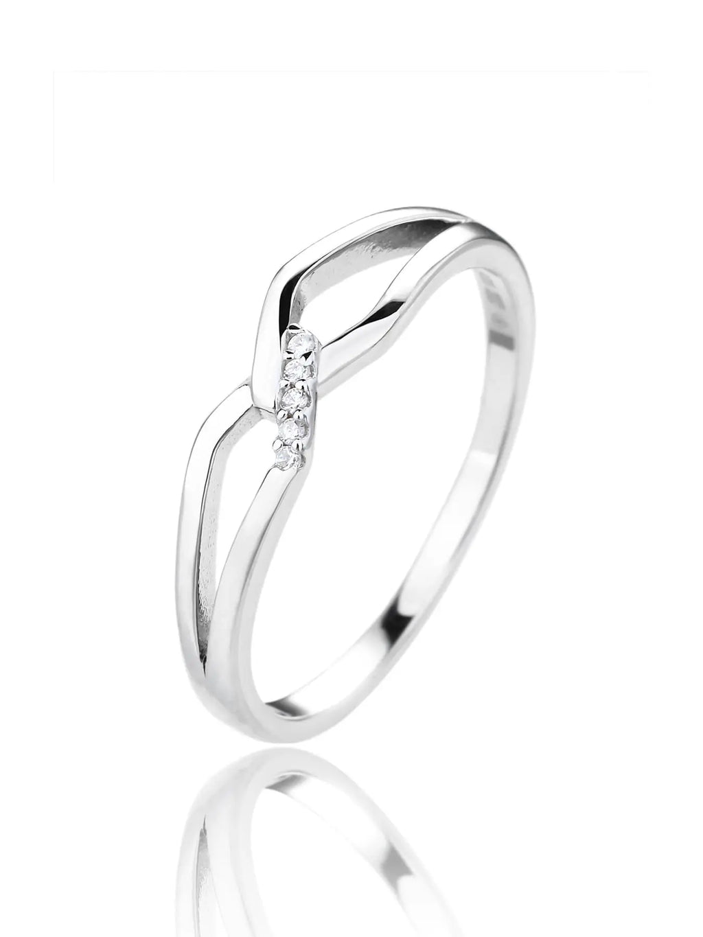 Silver clear ring with fine zirconia decoration