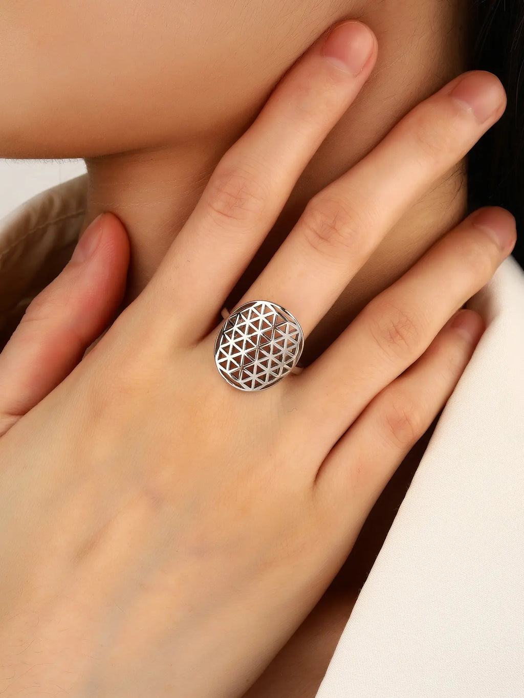 Silver ladies ring with Flower of Life motif