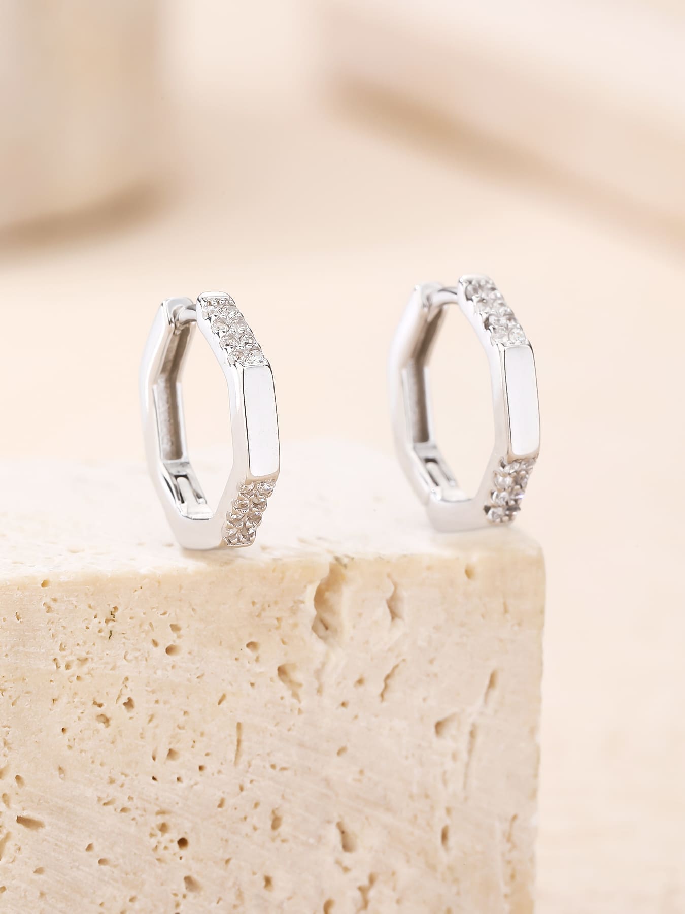 octagonal white stone earrings in hallmarked, rhodium-plated 925 sterling silver – dimensions view – DRESCHER Jewellery®