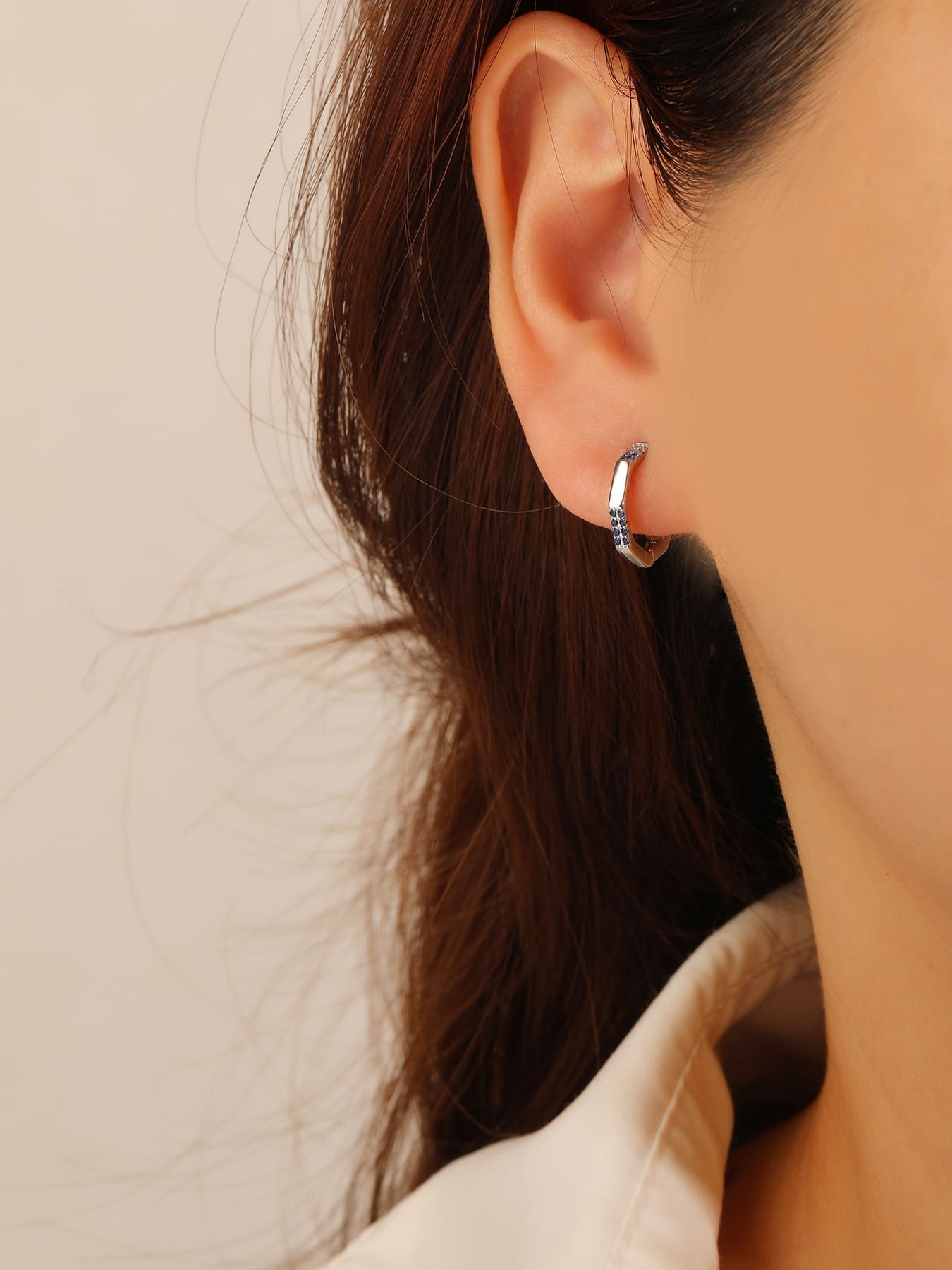 octagonal dark blue stone earrings in hallmarked, rhodium-plated 925 sterling silver – lifestyle view – DRESCHER Jewellery®