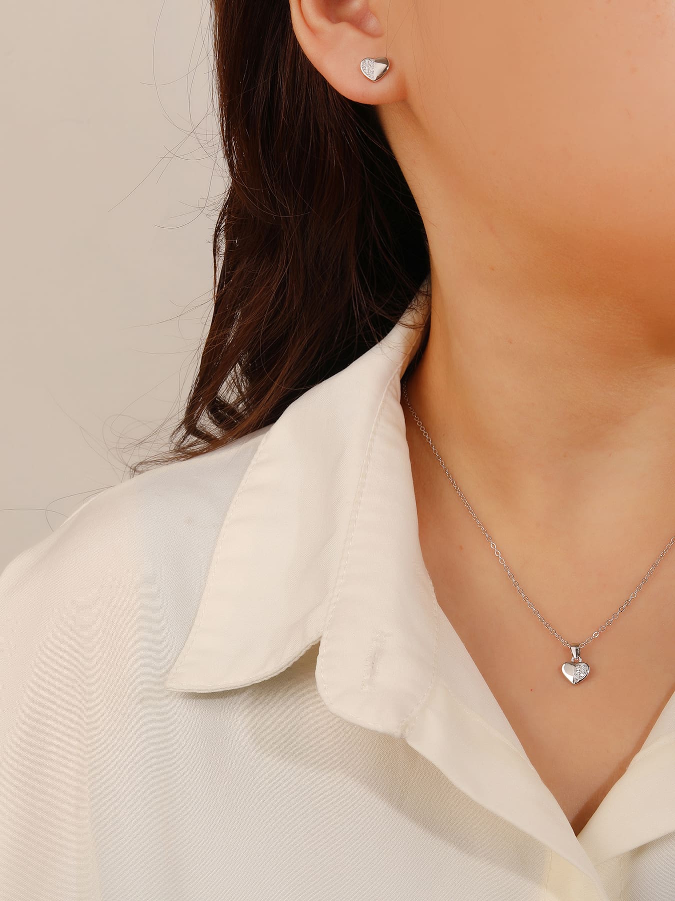 heart set with white stones in hallmarked, rhodium-plated 925 sterling silver – alternate component view – DRESCHER Jewellery®