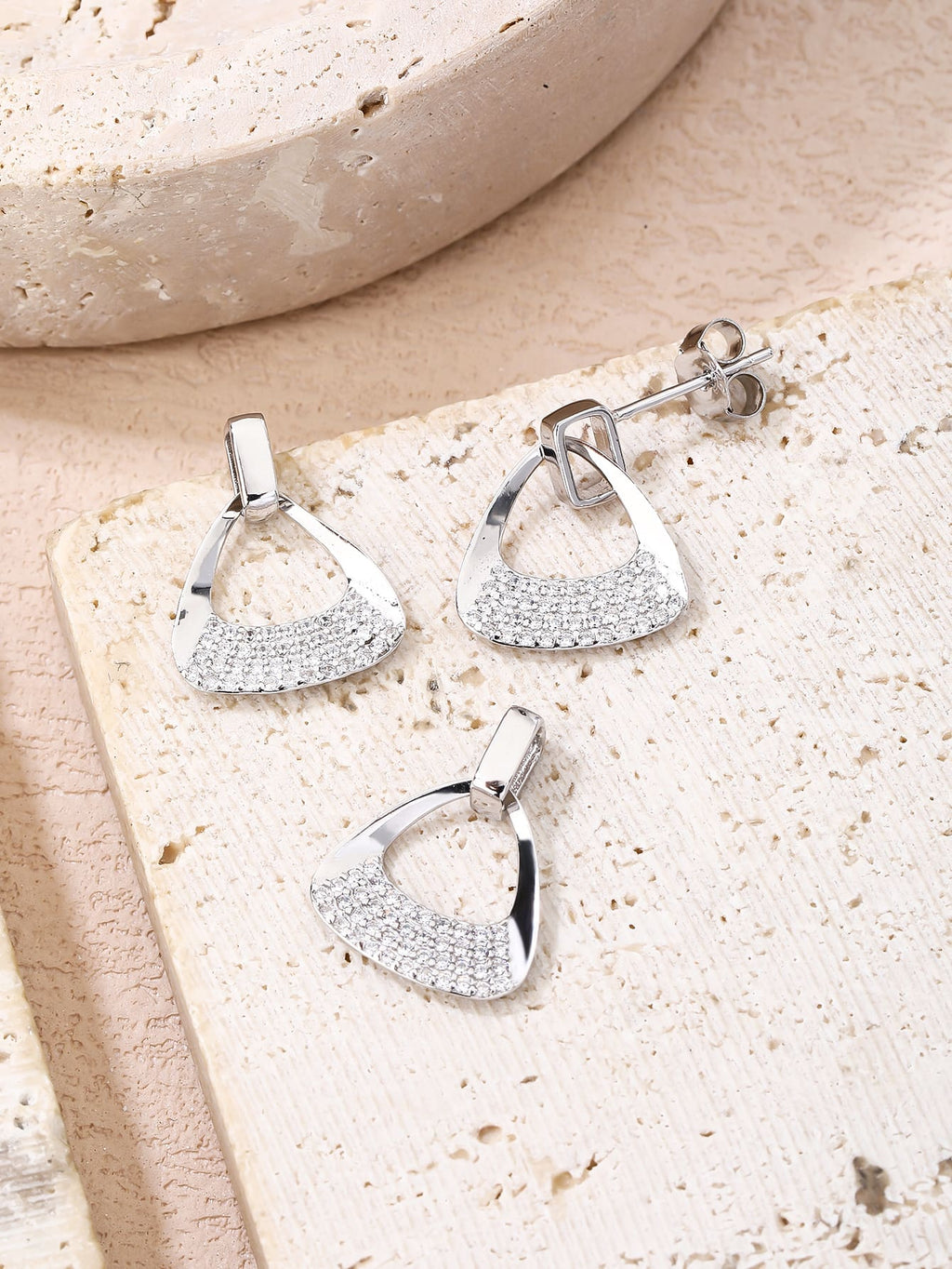Triangular shaped jewel set with white cubic zirconia stones in hallmarked, rhodium-plated 925 sterling silver – component view – DRESCHER Jewellery®