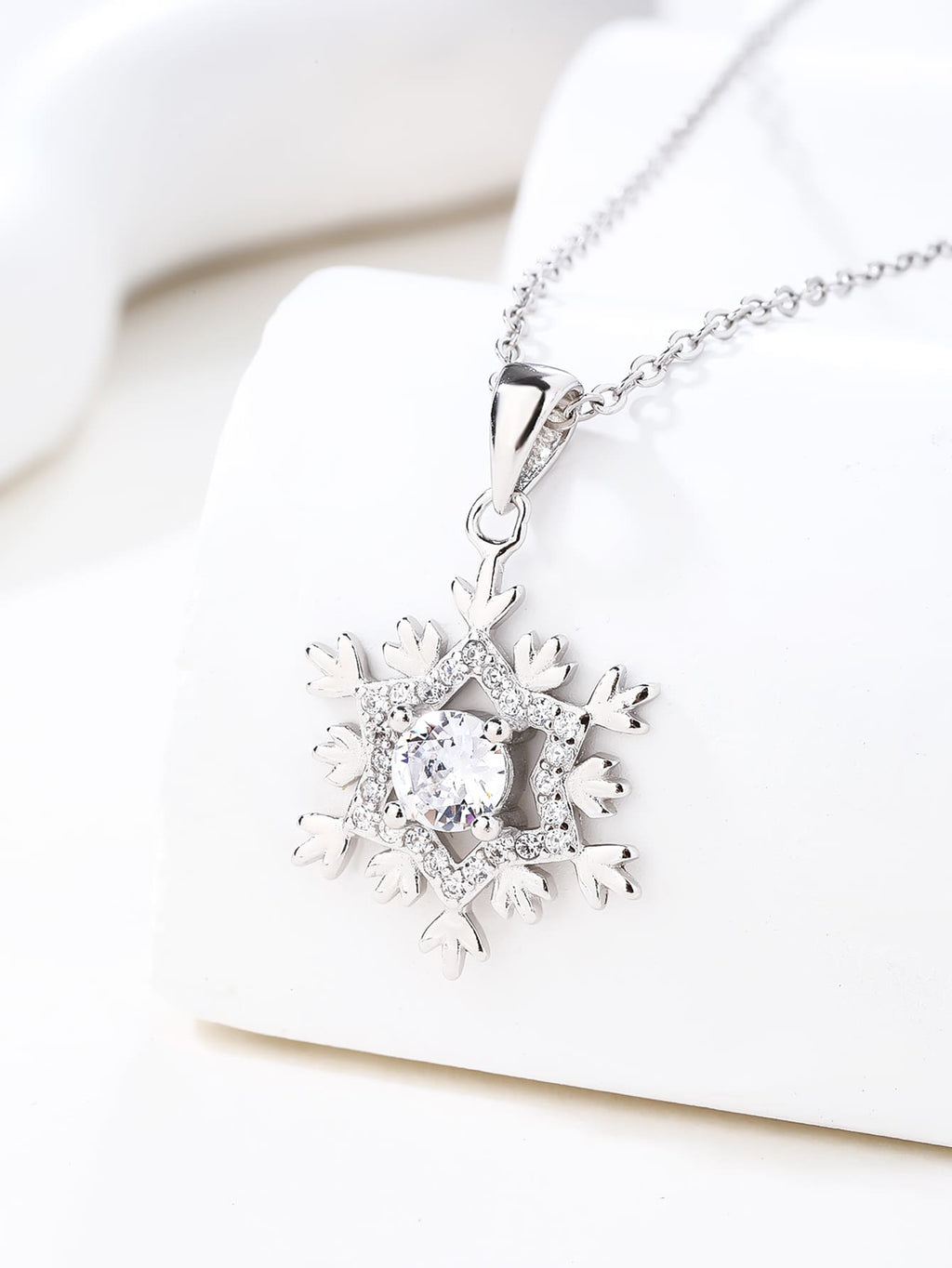Snowflake pendant - AG 925 (without chain) in hallmarked, rhodium-plated 925 sterling silver – displayed on chain – DRESCHER Jewellery®