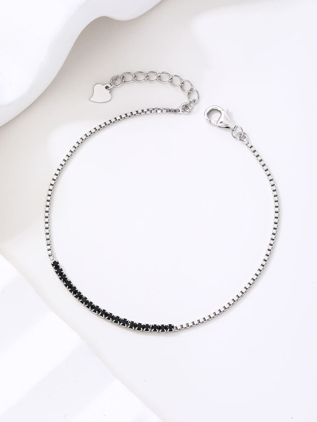 Black cubic zirconia hallmarked, rhodium-plated 925 sterling silver bracelet – display view – DRESCHER Jewellery®