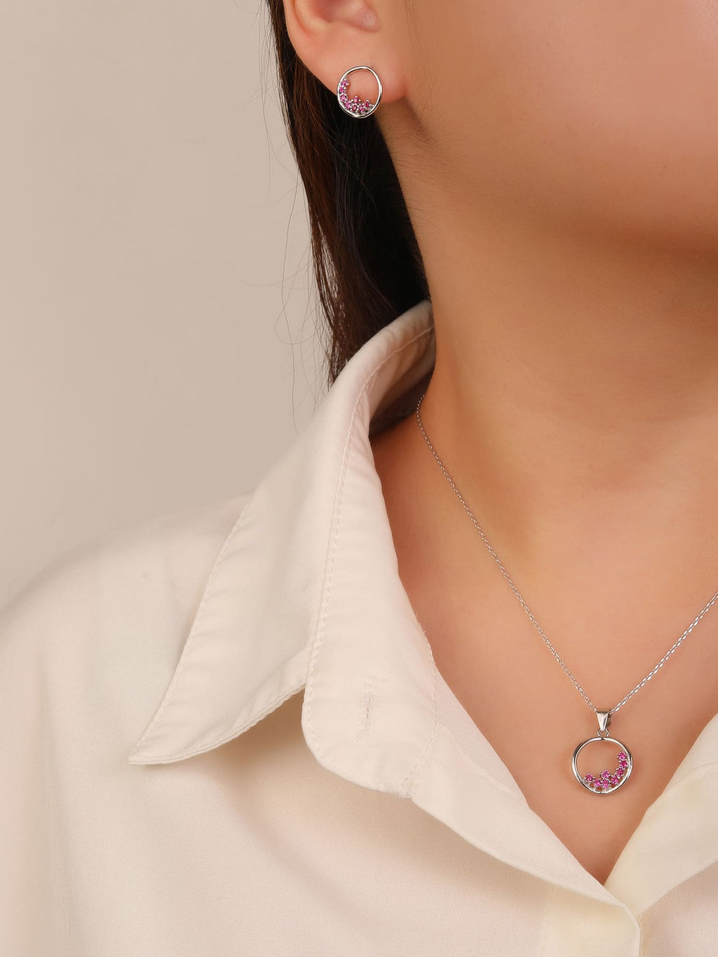 Circular fuchsia red stone bezel set - strength and elegance in hallmarked, rhodium-plated 925 sterling silver – display view – DRESCHER Jewellery®