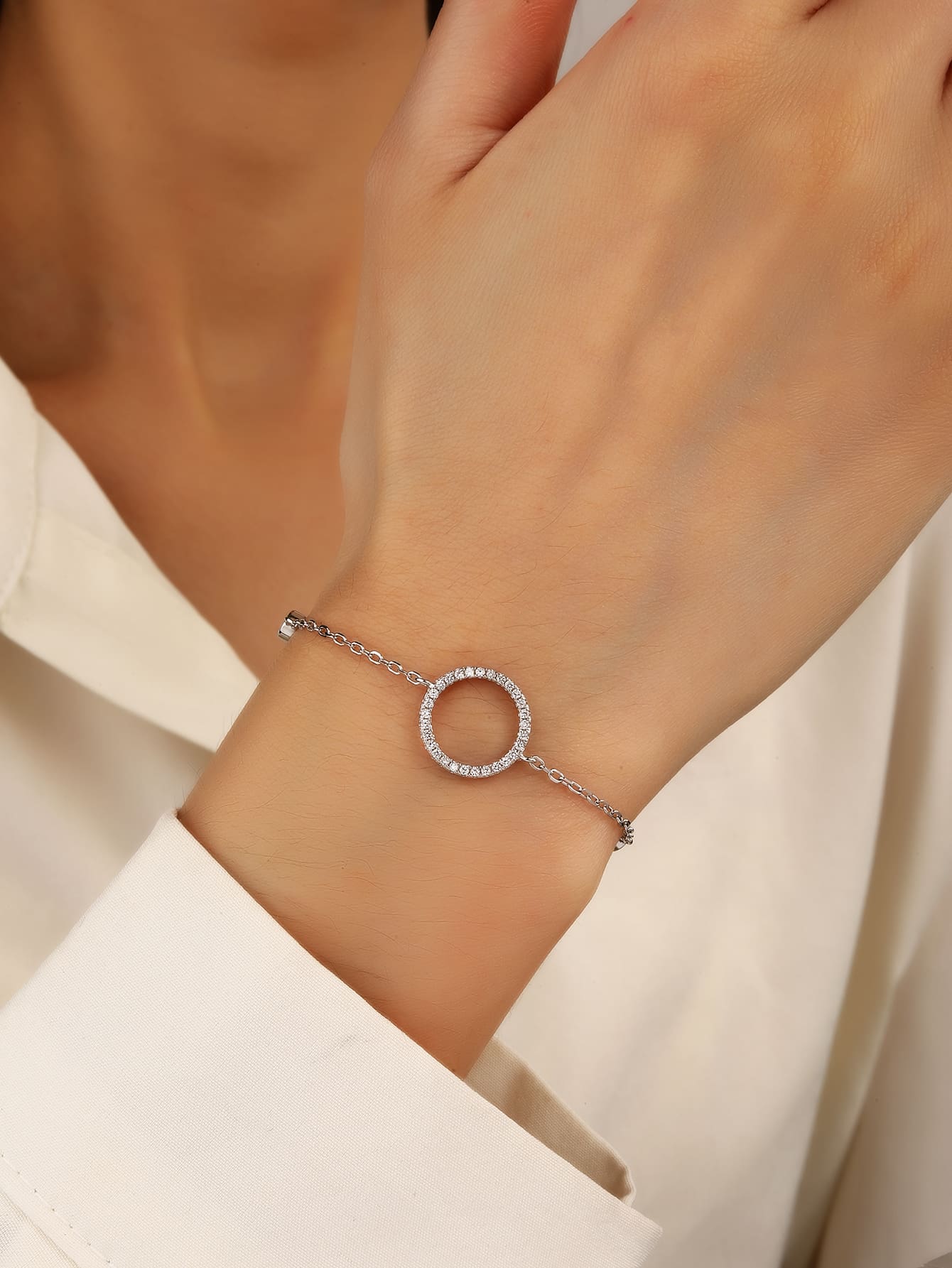 Circle motif bracelet with zirconia stones in hallmarked, rhodium-plated 925 sterling silver – dimensions view – DRESCHER Jewellery®