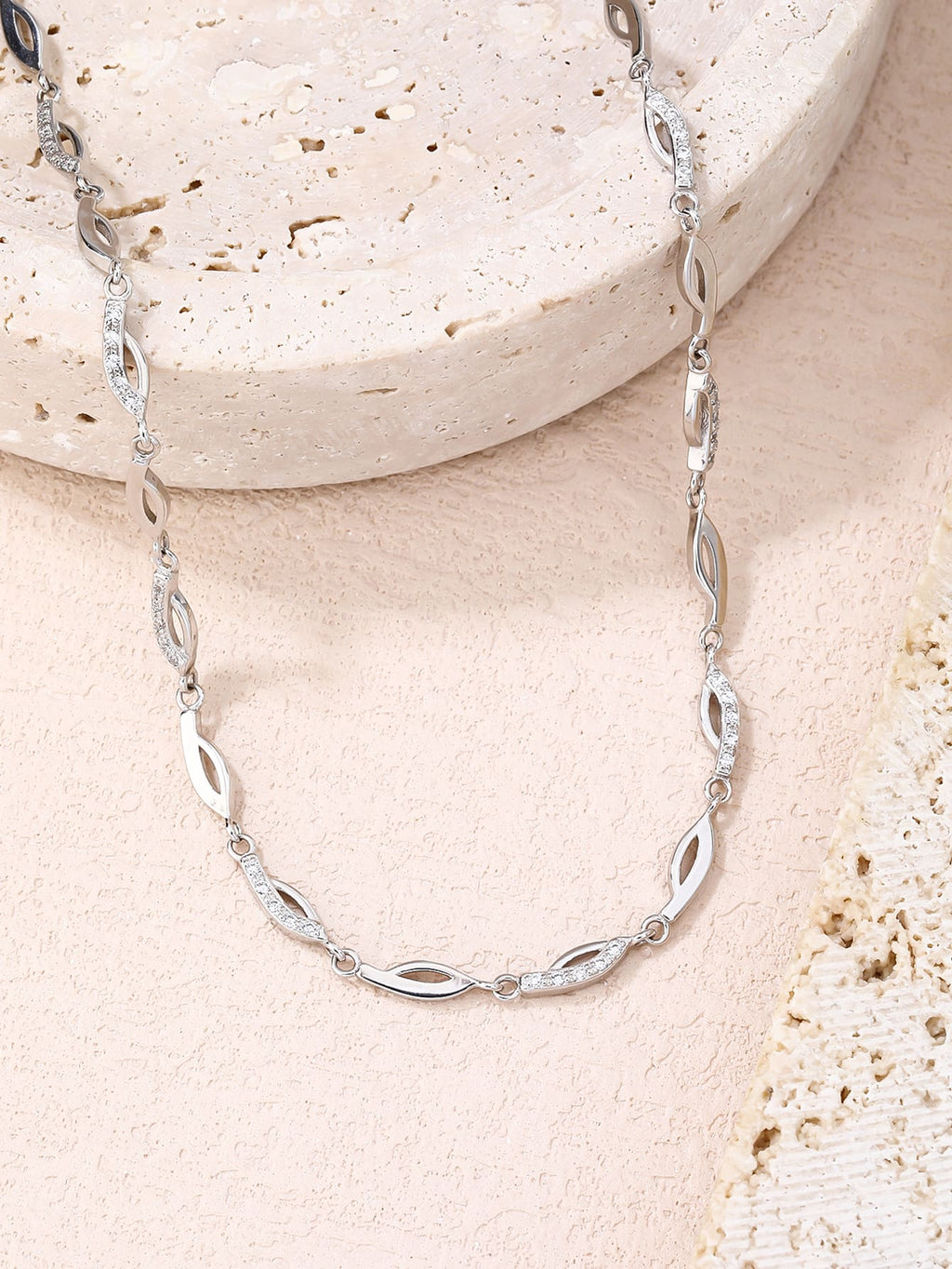 Necklace with white zirconia stones in hallmarked, rhodium-plated 925 sterling silver – display view – DRESCHER Jewellery®