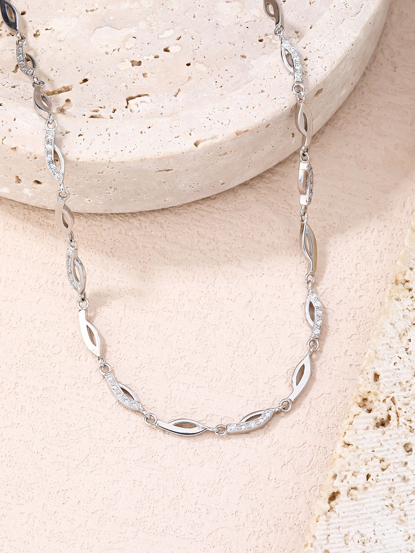 Necklace with white zirconia stones in hallmarked, rhodium-plated 925 sterling silver – display view – DRESCHER Jewellery®