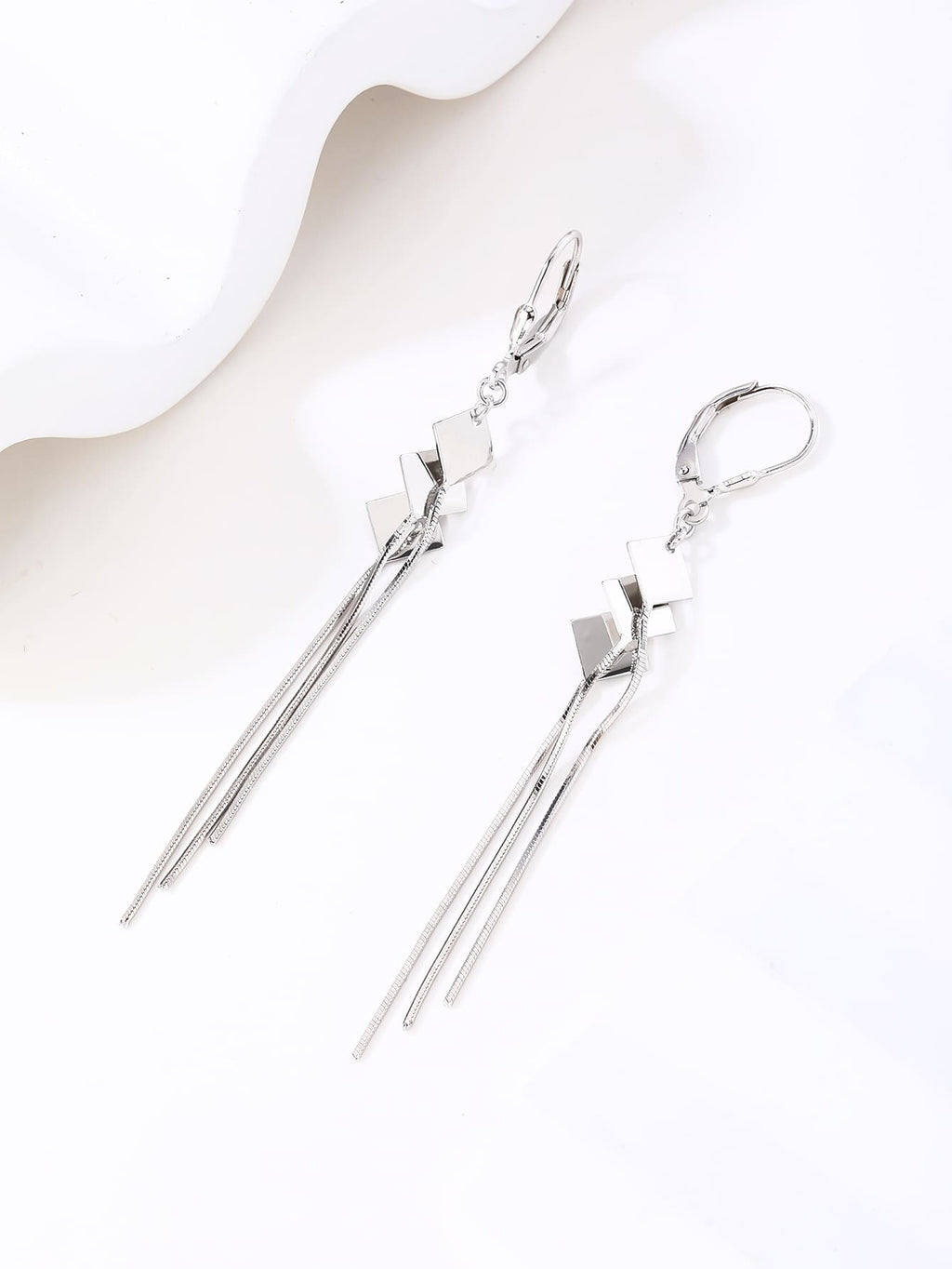 Geometric diamond-shaped chain drop leverback earrings in hallmarked, rhodium-plated 925 sterling silver – display view – DRESCHER Jewellery®