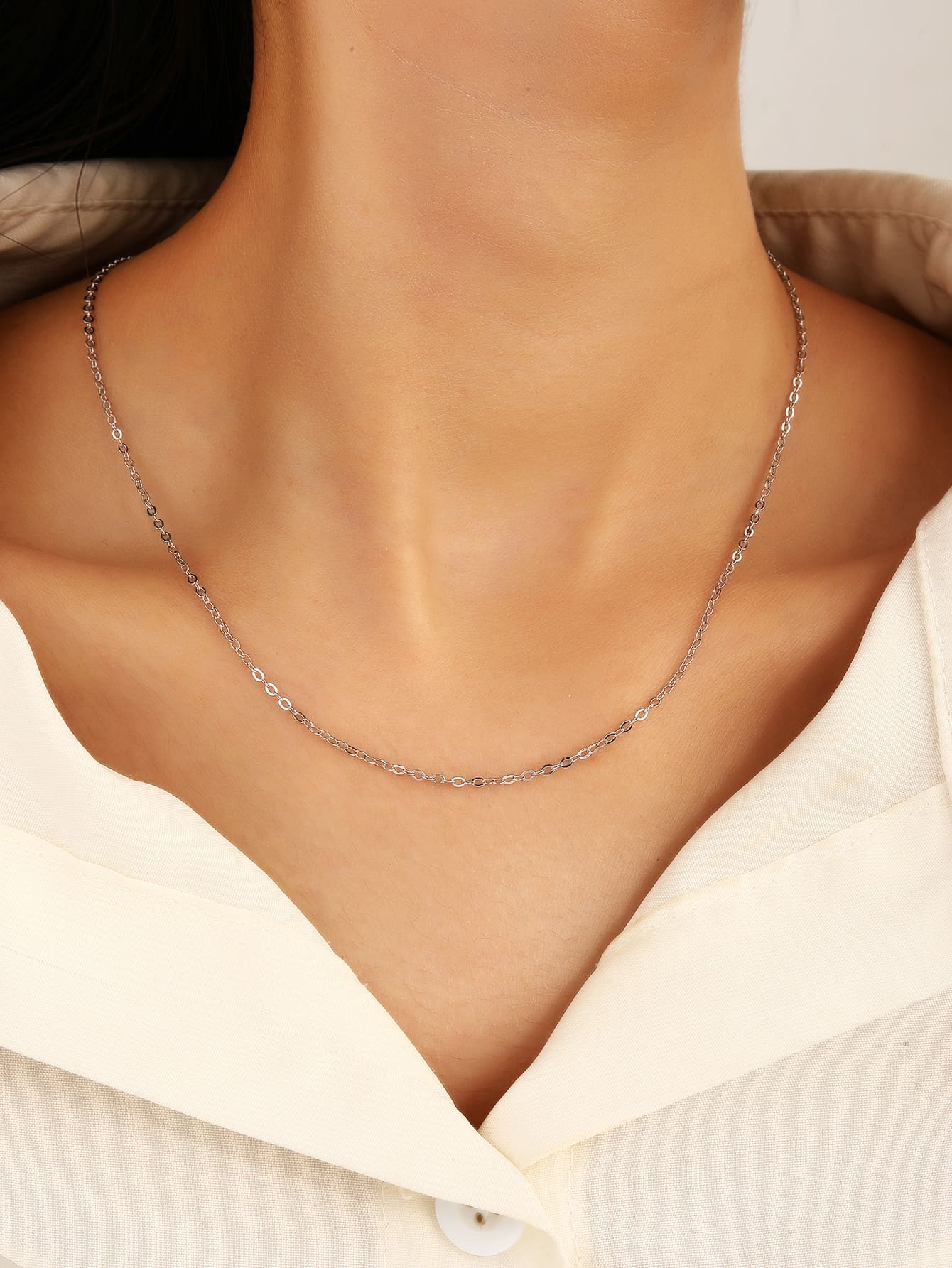 Thin hallmarked, rhodium-plated 925 sterling silver anchor chain necklace – worn view – DRESCHER Jewellery®