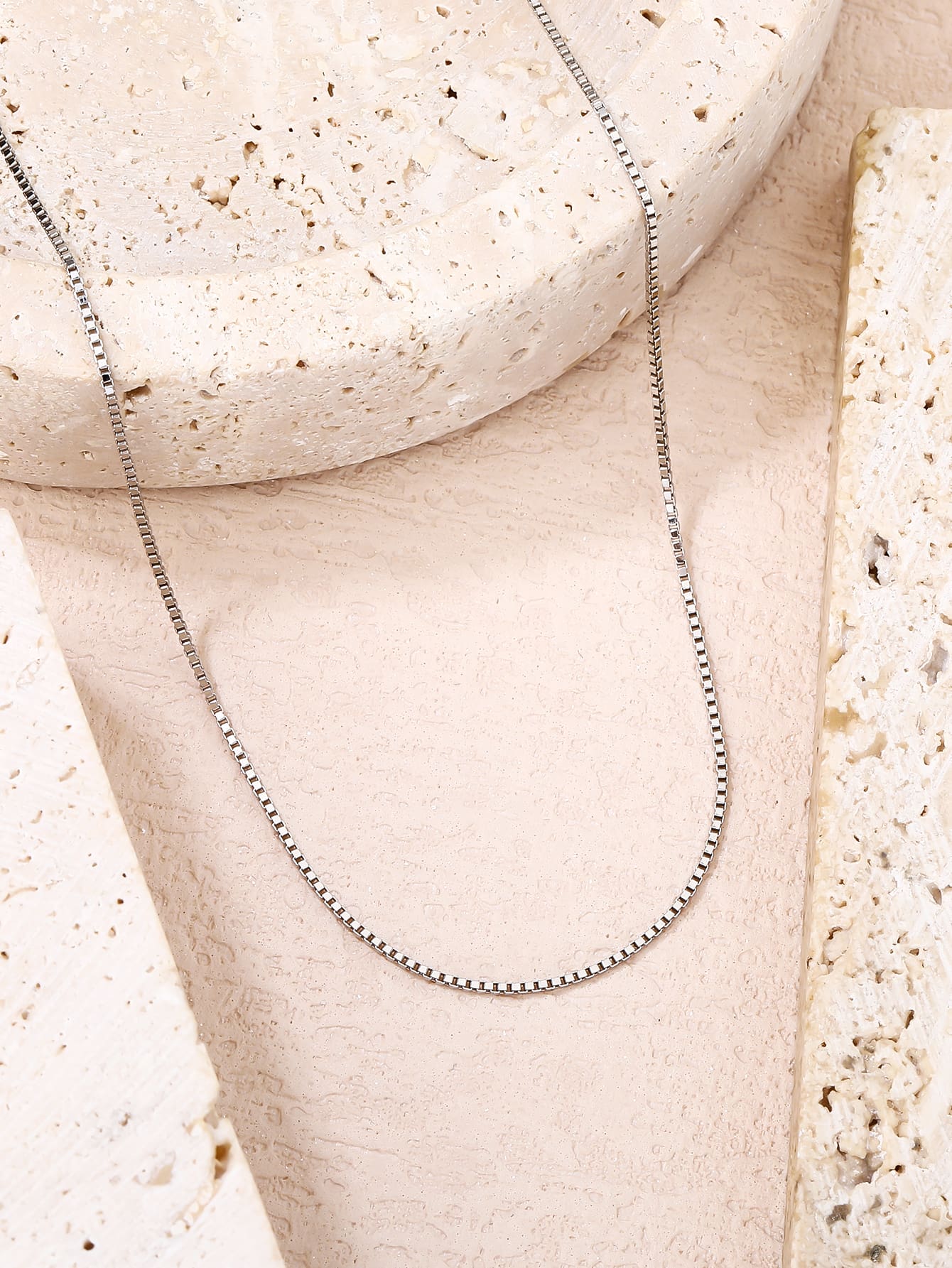 Thin cubic silver necklace (45 cm) in hallmarked, rhodium-plated 925 sterling silver – dimensions view – DRESCHER Jewellery®