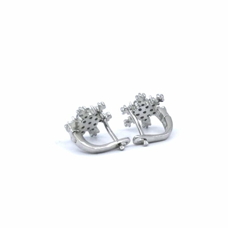 White stone snowflake French clasp earrings in hallmarked, rhodium-plated 925 sterling silver – side view – DRESCHER Jewellery®