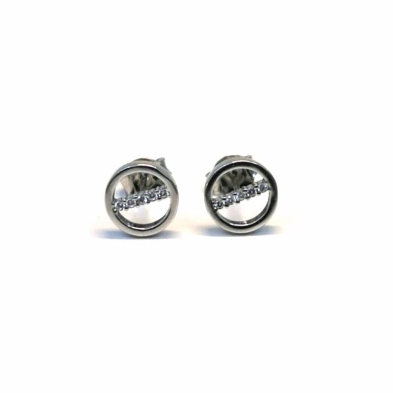 White centre-stone circular stud earrings in hallmarked, rhodium-plated 925 sterling silver – front view – DRESCHER Jewellery®