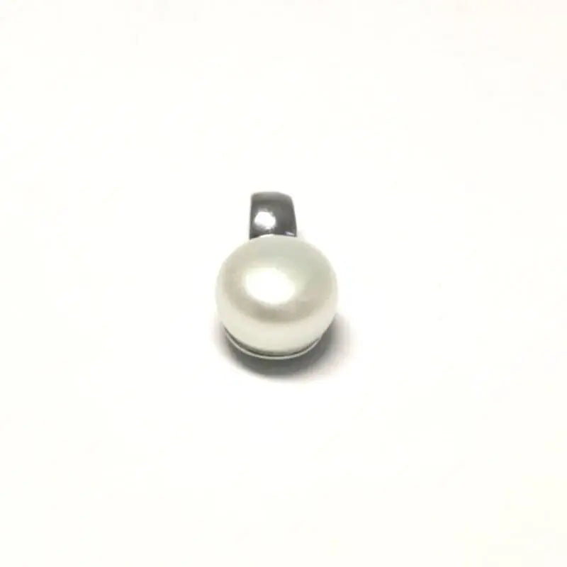 pearl ladies pendant, with silver components crafted from hallmarked, rhodium-plated 925 sterling silver – front view – DRESCHER Jewellery®