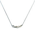 Silver chain with wavy white stone built-in pendant