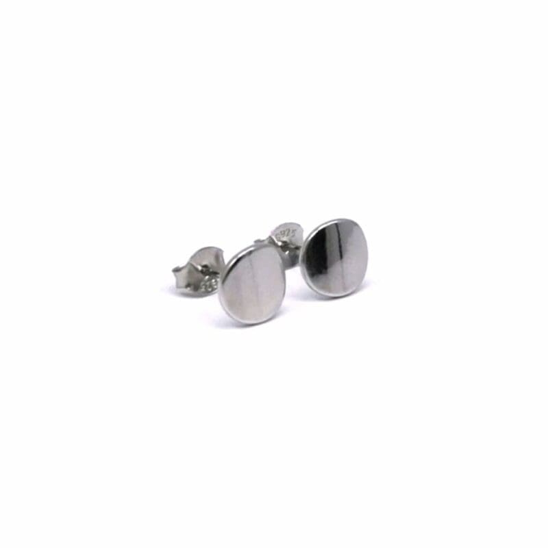 Polished round disc stud earrings in hallmarked, rhodium-plated 925 sterling silver – back view – DRESCHER Jewellery®