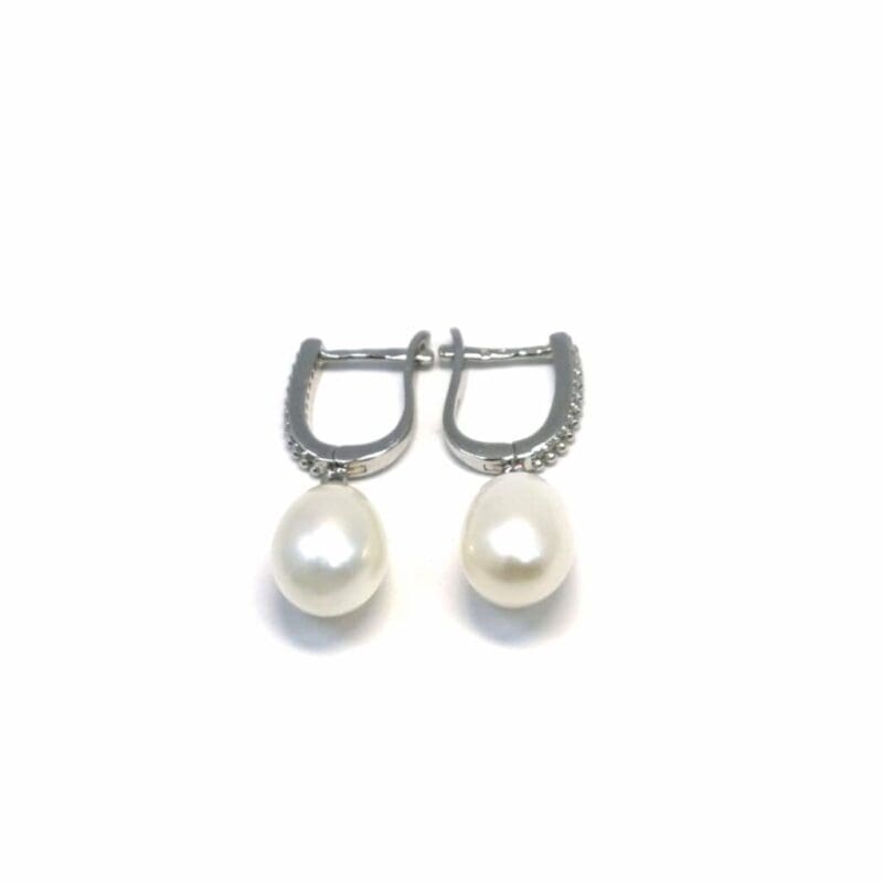 White stone pearl silver fringe earrings with pearls, with silver components crafted from hallmarked, rhodium-plated 925 sterling silver – alternate front view – DRESCHER Jewellery®