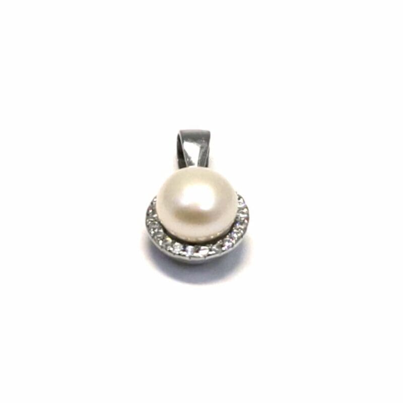 White stone pearl silver pendant, with silver components crafted from hallmarked, rhodium-plated 925 sterling silver – front set view – DRESCHER Jewellery®